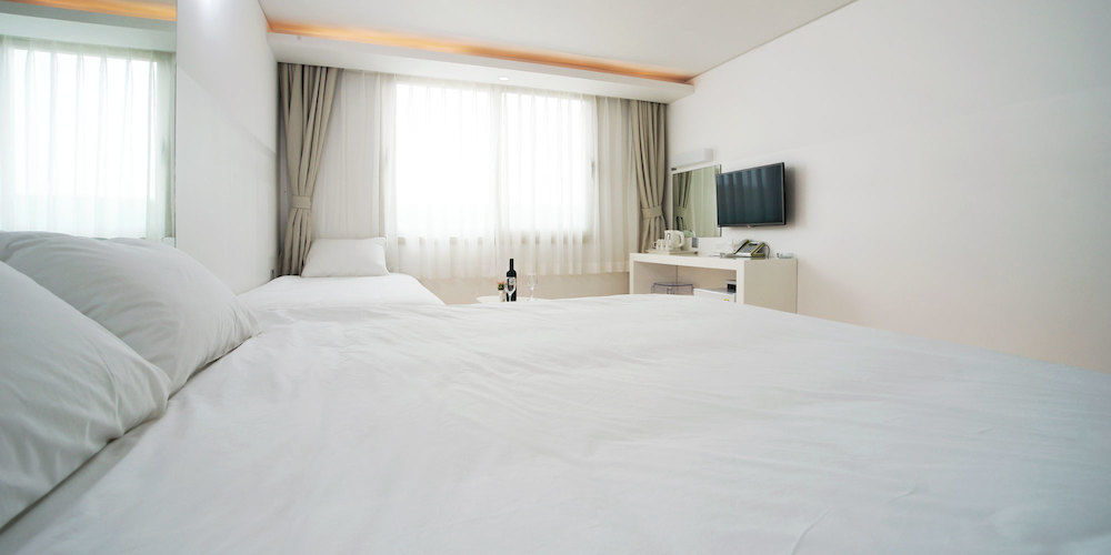 Hotel Ciel Bleu Jeju Exterior photo