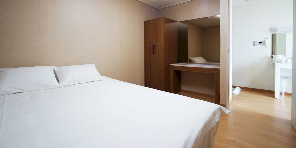Hotel Ciel Bleu Jeju Exterior photo