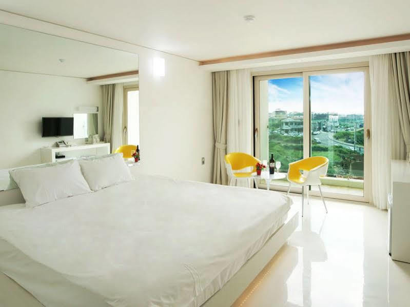Hotel Ciel Bleu Jeju Exterior photo